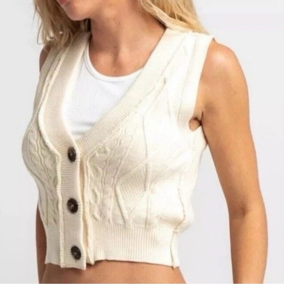 Free People Cable Knit Cropped Sweater Vest Cream Button Front Size L - Picture 3 of 8